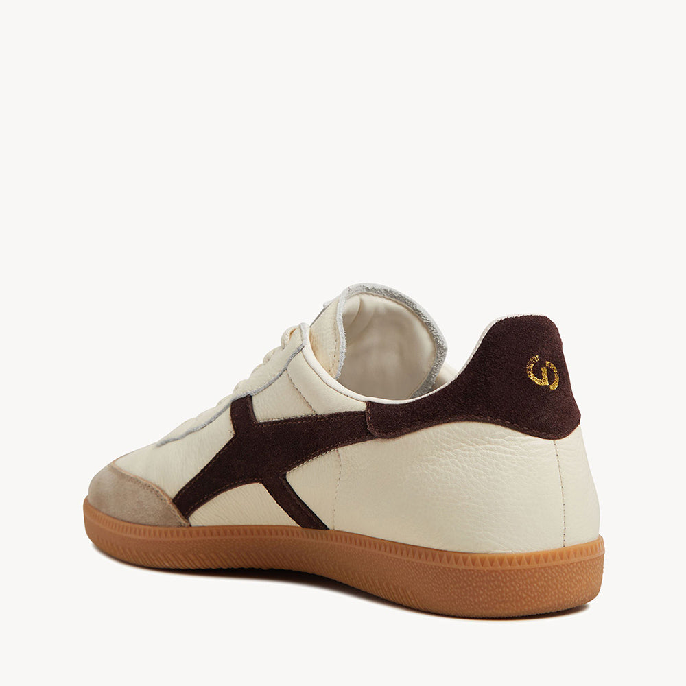 2001 Crossroads - Ivory Soft Leather/Coffee Suede