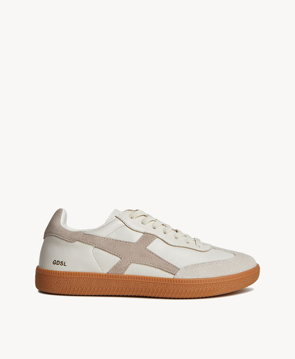 2001 Crossroads - Porcelain Leather / Tropical Taupe