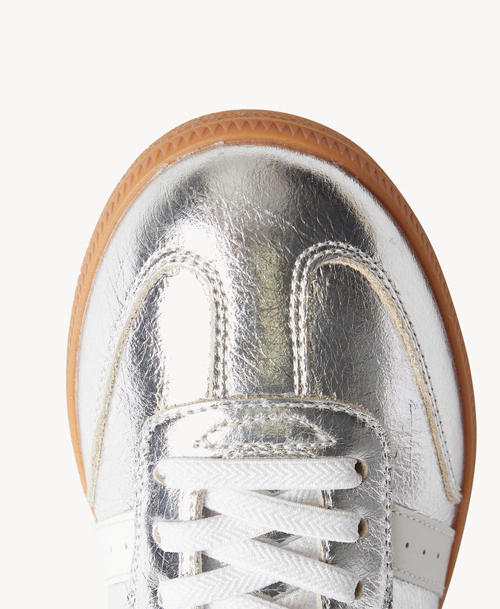 2001 Parallel - Silver Metallic/White Leather