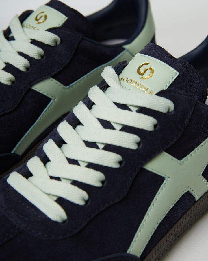 2001 Crossroads - Navy Suede/Fresh Green Leather