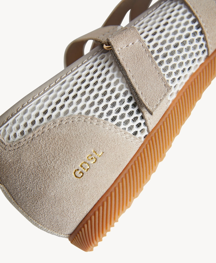 2002 Affinity Taupe Suede/Mesh