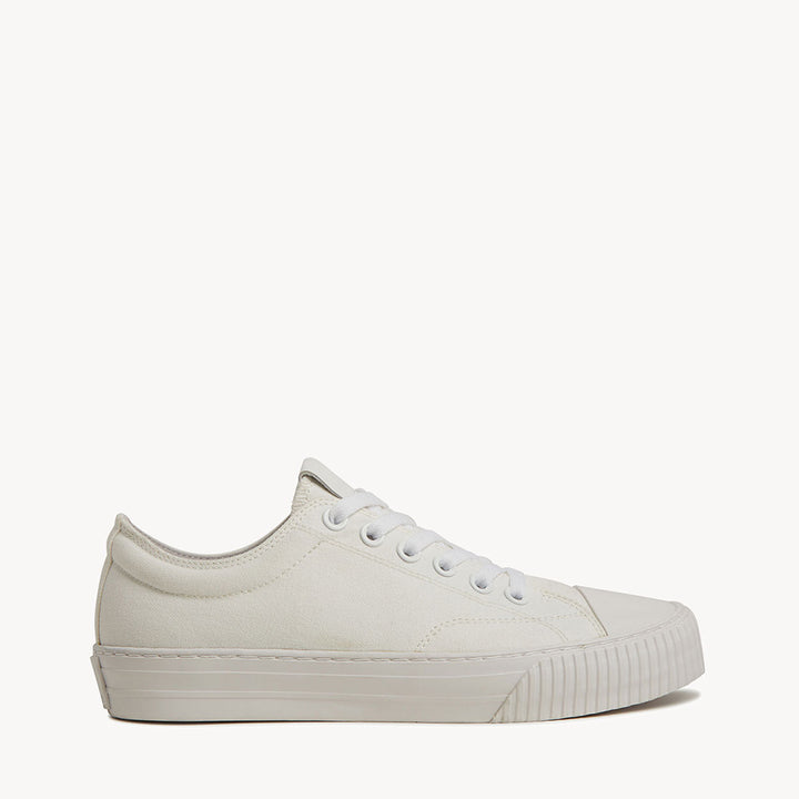 5001 Low - White Canvas/White Sole